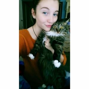 Meet your Posher, Katelyn